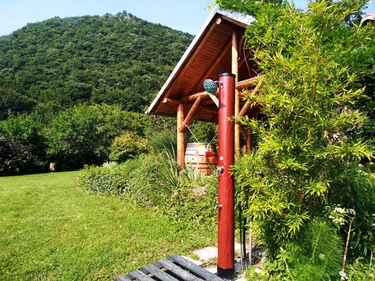 Na Okic - A Private Forest Oasis Sveti Martin pod Okicem 外观 照片
